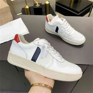 VJA 2024 French Brasilien Green Low-Carbon Life V Organic Cotton Flats Platform Sneakers Vejaon Womens Casual Classic White Designer Mens Loafers Vejaon Sneakers 88 626