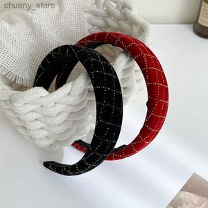 Headbands AISHG Plaid Sponge Hair Band Fixed Face Wash Hoop Headband Women French Rhinestone Wide-brimmed Hairband Girls Hair Accessories Y240417