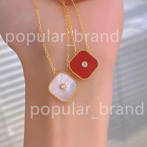 Collana classica per foglie di piante per donne Collana di fascia alta con diamanti con diamanti in oro 18K