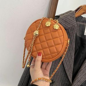 Shoulder Bags Lingge Chain Women's Bag Summer 2024 Fashion Net Red Messenger Foreign Style Small Round