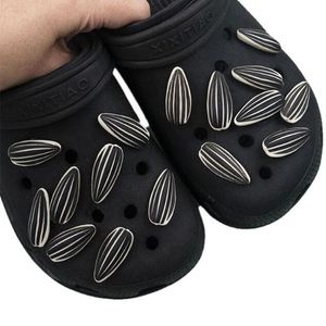 Acessórios criativos de novos calçados entoam o botão de fivela do jardim do jardim para pulseira de pulseira
