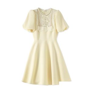 Basic Casual Dresses 2023 Summer Apricot Solid Color Ribbon Tie Bowknot Lace Dress Short Sleeve Round Neck Knee-Length W3L045901 Drop Otinj