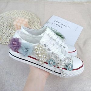 Scarpe casual ragazze tela tela primavera/autunno perle fiore a nastro piatto a nastro a ritmo comodo vulcanizzato