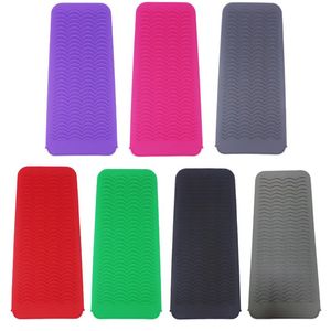 Professional Silicone Heat Resistant Hair Iron Mat Pouch Protection For Flat Iron and Curling Iron Portable Travel Hair Straightener Sleeve for Hair Styling Tools