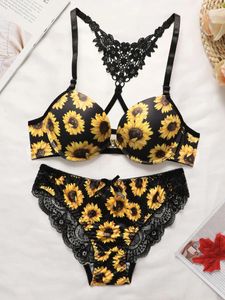Bras Sets Women's Sexy Bra Set Chrysanthemum Front Buckle With Steel Ring Push Up Underwear And Comfortable Breathable Lace Underpant