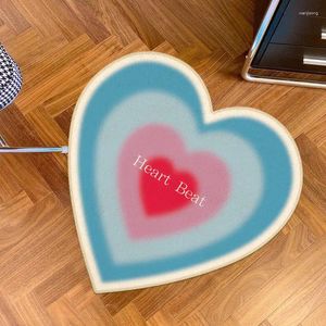 Carpets Gradient Heart-shaped Mat For Girls Trend Bedside Blanket Cushion Non-slip Fault Wool Furry Carpet Ins Bedroom Absorbent