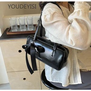 Bothesyisi versione coreana Designer di nicchia Modello ascella Baguette Baguette Borsa Silf Scarf Premium Bowling