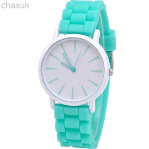 Wristwatches Casual Silicone quartz watch women ladies fashion bracelt wrist wristwatch relogio feminino masculino Clock d240417