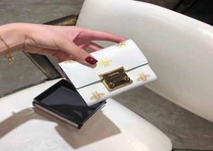 Designerfashion Multi Card本物の革の財布女性
