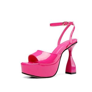 2024 Kvinnor damer äkta äkta läder spole high klackar sommar sandaler plattform bröllopsklänning gladiator sexiga skor en-linje spänne patent fast storlek 34-43