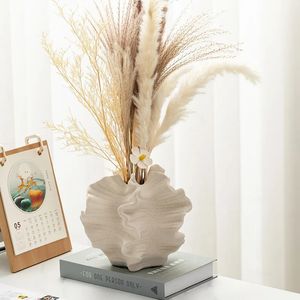 Ceramic Vase Geometric Wavy Patterns Petal Shape Porcelain Crafts Accessories for Flower Arrangement Home Decoration 240409