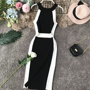 2024 Women Casual Women Dress Knitty O Neck White Stripe Stripe Side Abite Elegant Midi Abite BodyCon Vestidos 240415