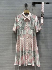 Spring Color Printed Silk Dress 100% Silk Twill Original Positionering Print Leverans Metal Buckle Belt High-End Single Product Dress Women's Clothing