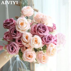 Dekorativa blommor färska Diana Rosebud Artificial Flower Real Touch Rose Diy Wedding Party Födelsedagshem Dekorationer
