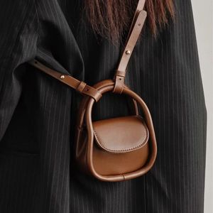 Fashion Designer Mini Shoulder Bags Solid Color Black Brown Pu Leather Cross Body Earphone Lipstick Small Storage 240407