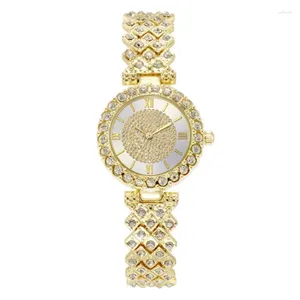 Wristwatches Gypsophila Small Dial Rhinestone Alloy Watch Ladies Quartz Fashion Wristwatch Female Casual Watches Bracelet Clock