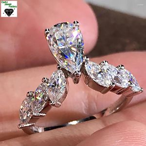 Кластерные кольца платина Pt950 Ring Women Wedding Wedding Party Angatermary 1 2 3 4 5ct Water Pear Marquise Moissanite Diamond