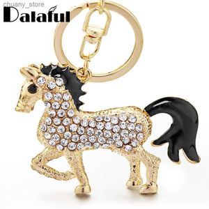 Keychains Lanyards Lovely Horse Crystal Keychain Keyring For Car Animal Rhinestone Handväska Purse PAG Pendant Bästa present Kvinnor Key Chain K400 Y240417