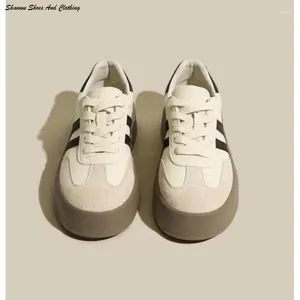 Casual Shoes Korean Round Toke Up Oryginalny sport dla kobiet na płaska platforma Wakacje Wakacje dla kobiet mokasyna kobiety Oxfords