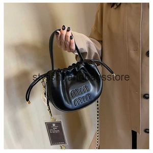 Totes Cross Body 2024 Womens Bag Handheld Bell Small Round Single Shoulder Crossbody Chain H240417
