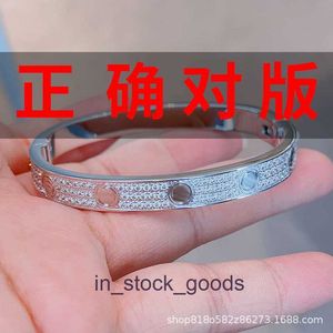 High End Designer Bangles for Carter Full Diamond Bransoletka modna i popularna para szerokie pełne niebo gwiazda v złota bransoletka oryginalna 1: 1 z prawdziwym logo