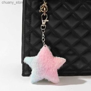 Keychains Lanyards Plysch Heart Keychain Charms Butterfly Pendant-Fluffy Cats Keyring Charms Pom-Pom Bags Charms Cell-telefon Charms Decoration Y240417