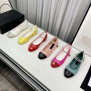 Sandały desinger chan el sandał mokwaki damskie balet baletowy designer but paris marka balet płaski HJ2G Slingbacks Pearl Gold Sain Buty łodzi 5s z pudełkiem 34-42