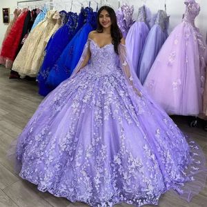 Quinceanera Lanvender Uzun Kelebek Elbiseleri Sarma Off Off Prenses 15 Gilrs Prom Partisi Önlük Boncuklu Tatlı Altı Elbise