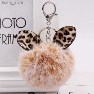 Plush Keychains 2021 Autumn and Winter Hot Leopard Print Ear Hair Ball Keychain Ladies Bag Pendant Plush Car Ornament for Women Girl Y240416