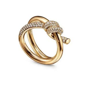 Pierścienie zespołowe Pierścień Pierścień Ladies Rope Knot Pierścień luksus z diamentami pierścionki modowe dla kobiet klasyczny biżuteria 18k złota platowana róża hurtowa