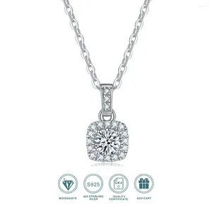 PENDANTI 925 PENDANTE DI RODIO SILVER per donne Round 1/2/3CT Lab Lab Diamond Luxury Moissanite Gemstone Collace Wedding