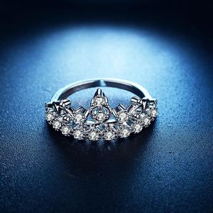 S925 Crown Ring Женский серебряный серебряный серебряный и корейский модные модные ювелирные украшения имитируют бриллиантовое кольцо