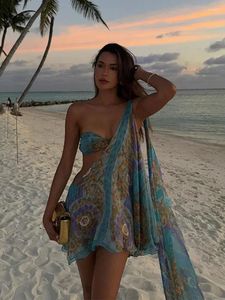 Casual Dresses Women White Off Shoulder Hollowed Out Mini Dress Sexy One Vest Backless Satin Summer Lady Party Club Robe