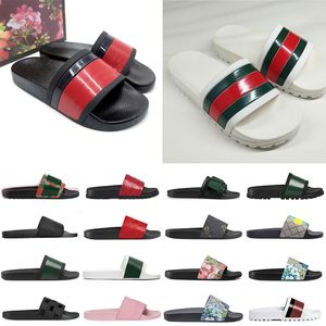 Erkek Slaytlar Sandal Tasarımcı Ayakkabı Sandal Yaz Plajı Kadın Terlik Dipleri Flip Flops Kadın Çizgili Çiçek Hayvan Baskıları Düz ​​Nedensel Kauçuk Terlik 36-45