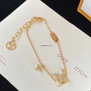 Fashion Women Designer Necklace Choker Pendant Chain Gold Plated Stainless Steel Letter Necklaces Wedding Jewelry Accessories X326