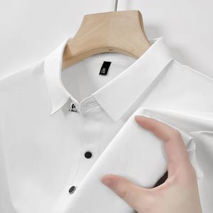 Yüksek kaliteli düz renkli kısa kollu polo gömlek için yaz buz ipek rahat rahat iş tişört 240410