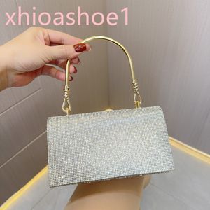 Handväska lyxig designer axelväska kvinnors kristall handväska metallpärlor glittrande diamantkändis underarmsäck crossbody kvinnors plånbok lyx shopping 101