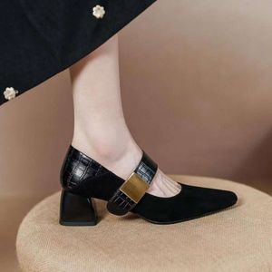 Kadın Yaz Ayakkabı Gotik Mary Jane Ayakkabı Kadın için 2024 Japon Tarzı Lolita Ofis Orta Topuklu Siyah A