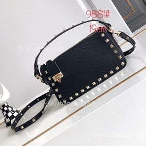 Rivets Bag Woman Vallentinos Bags Vlogoo Stud Purse Small Cowhide Crossbody Rock Single Shoulder Underarm Layer Square Portable Trendy Designer KV7D