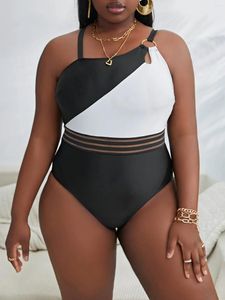 Swimwear femminile da bagno Plus Size Specente Set Geographic Striped Neck Knot Side e Shorts Swimsuit a due pezzi