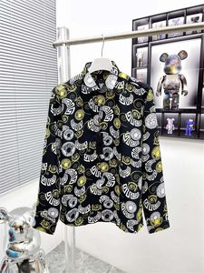 Novos designers de manga curta de verão Camisas de boliche homens moda moda colorida floral estampado camisa de vestido homem-de-ajuste regular camisa de seda casual m-3xl m7