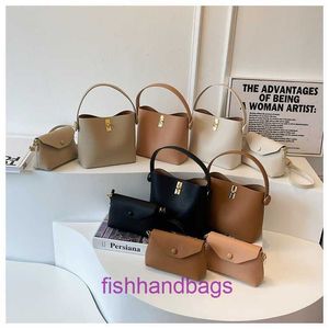 Outlet di fabbrica SELINSS SELINSS TOTE BASS IN VENDITA BASSO DEMBINA DI FASHIO Summer Nuovo semplice secchio versatile una spalla con logo originale