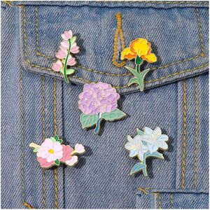 Accessori cartoni animati Month Flowers Pins Pins Iris Lily Hydrangea Blossom Blossom Battel Battel Distintivo Gioielli Regalo per bambini Frien DHFX9