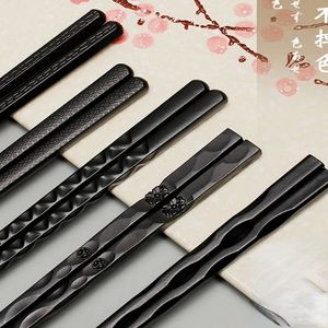 10Pairs Set Japanese Chopsticks Black Sushi Fast Food Noodles Chop Sticks Korean Tableware Kitchen Bar Supplies Chinese Cutlery