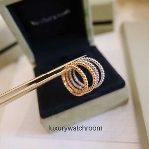 High End Designer ringar för Vancancleff Pearl Ring Womens 18K Rose Gold Plated CNC Finely Carved Layered Round Bead Ring Armband Original 1: 1 med riktig logotyp