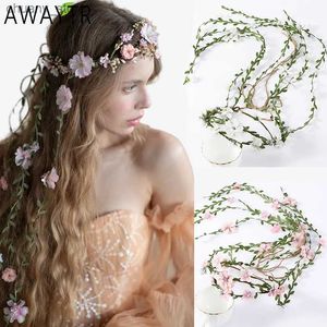 Headbands Bohemian Rattan Flower Vines Crown Headband for Bride Wedding Hair Accessories Girls Floral Wreath Head Band Hairstyles Headdres Y240417