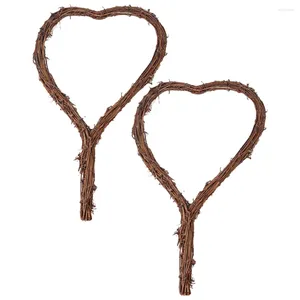 Dekorativa blommor DIY -kransringar Frame Floral Rattan Vine Branch Materie Heart Shaped Hoops Garland Christmas