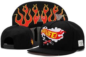 Highlife Fire Hat Snapback Snapbacks ajustáveis para homens e feminino Capfetão de futebol Moda Hip Hop Sports Fashion 1700418