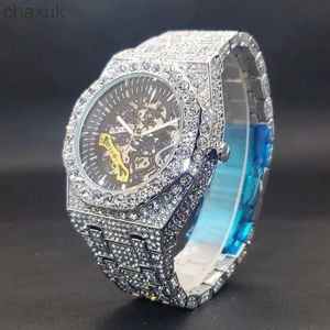 Armbanduhren Luxus Mechaincal Herren Watch Iced Diamond Hip Hop Automatische Uhren mit hohlem Zifferblatt Luminous Handuhr für männliche Dropshipping D240417