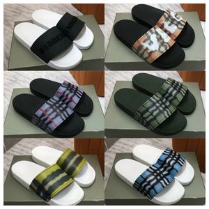 2024 Novos deslizamentos de designers de luxo Slipper Slipper Slippers For Men Women Black White Hot Fashion Unissex Pool Flip Flip Flip